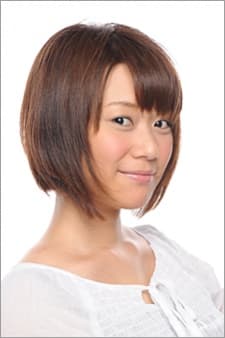 持月玲依
