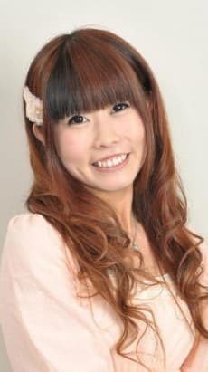 星由華
