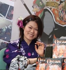 志水アキ