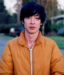 加瀬亮