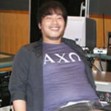 石井満