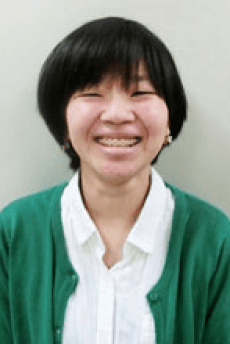 八木まどか