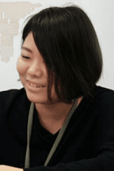 山下香織