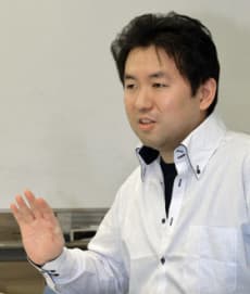 乙部善弘